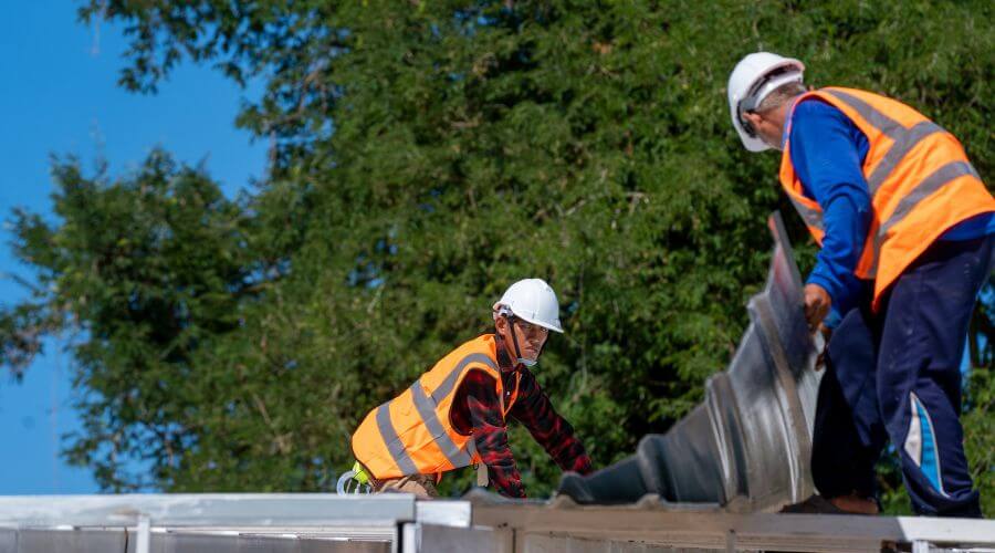 Professional new roof installation services in Plainfield, IA